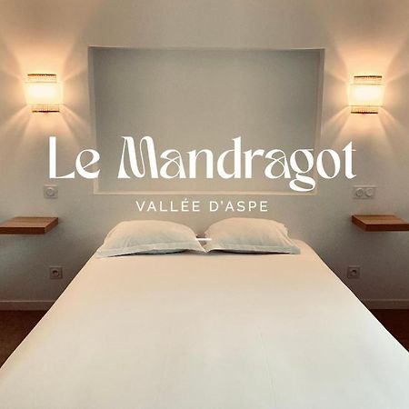 Le Mandragot Aparthotel Bedous Exteriör bild